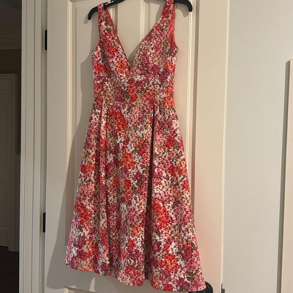 A-line, beautiful floral, fully lined